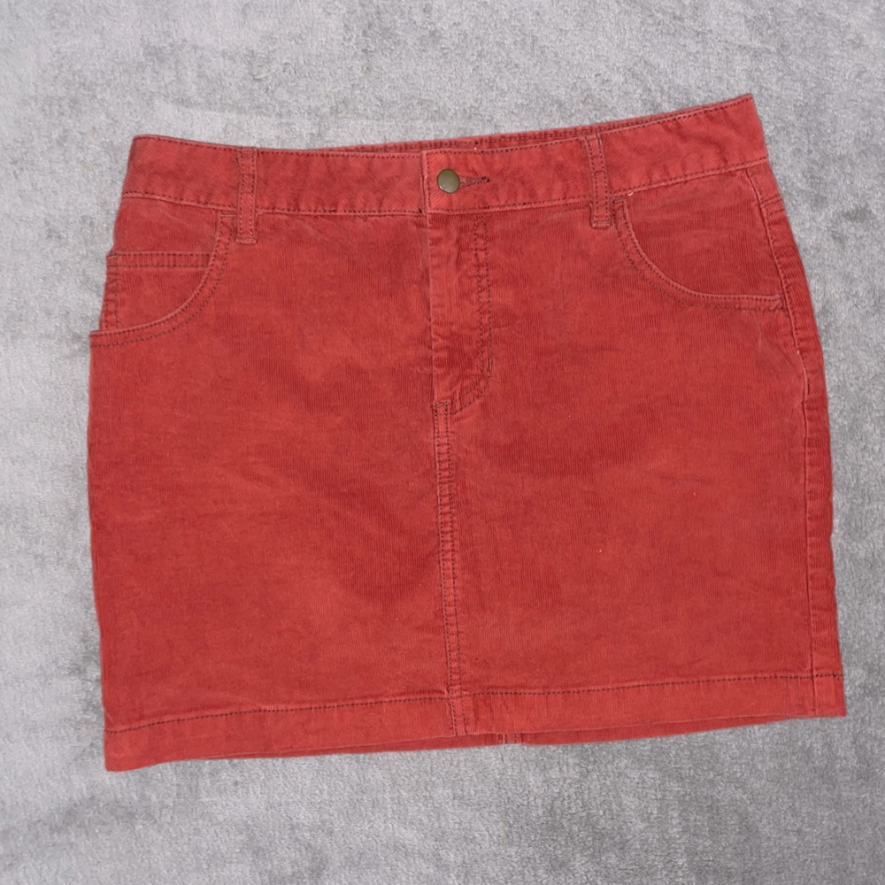 BDG brick red corduroy skirt size 4